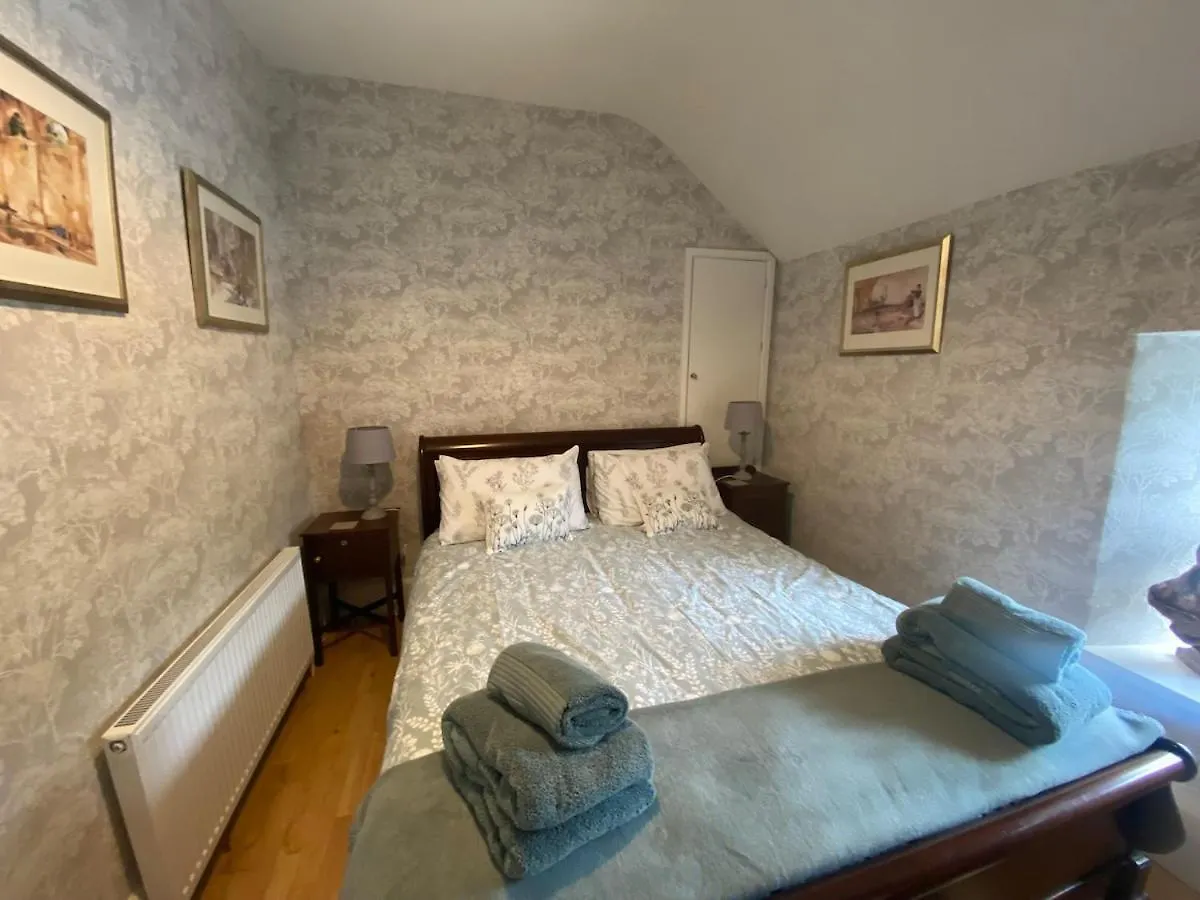 Surveyors House Apt, Westport, Lovely 2 Bed 2 Bath 韦斯特波特