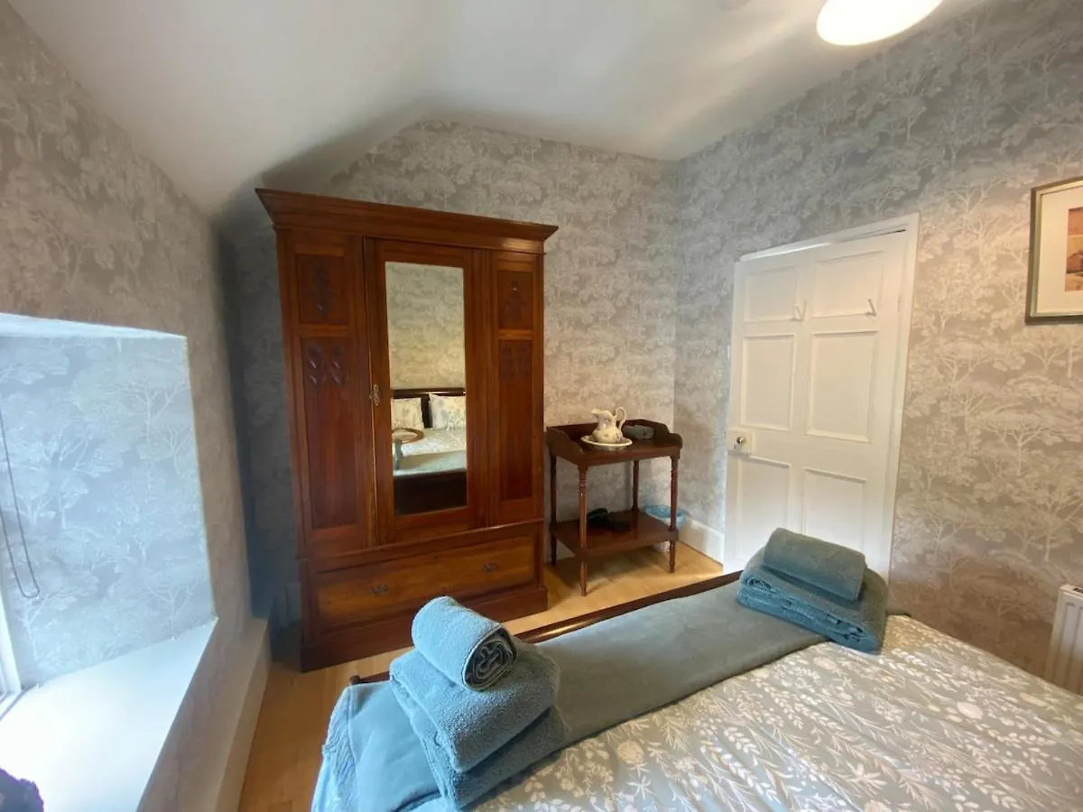 Surveyors House Apt, Westport, Lovely 2 Bed 2 Bath 爱尔兰